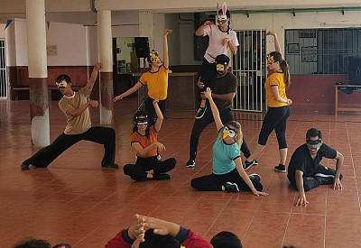 De manera didáctica la dirección de Cultura acerca la Danza Contemporánea a niños progreseños